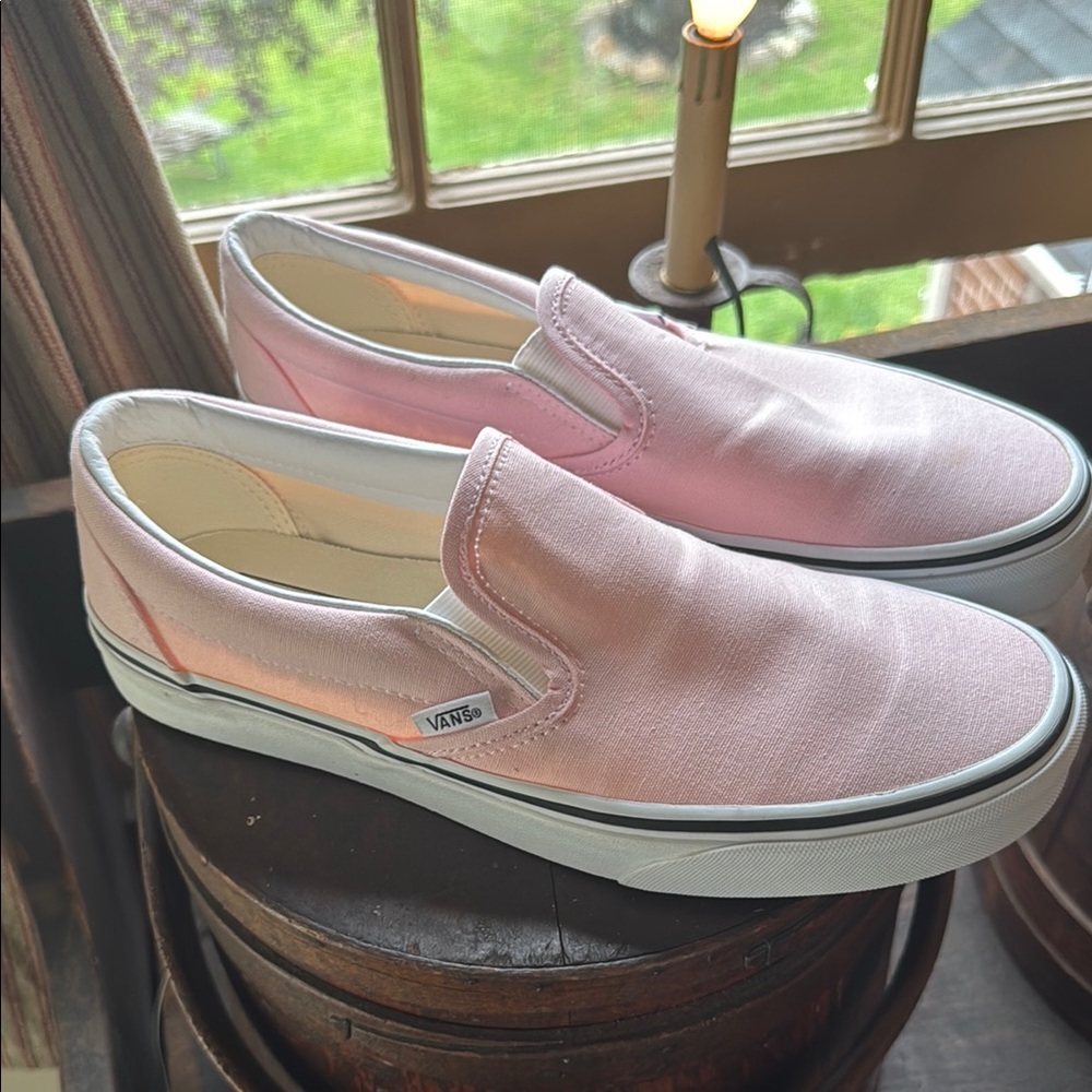 NWT Vans Pink and White Canvas Slip-On Sneakers